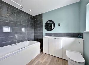 Photo 26- click for photo gallery